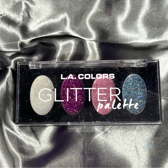 L.A. COLORS Eyeshadow Glitter Palette, Magical, 0.15 fl oz‎ *NEW* - Picture 2 of 4